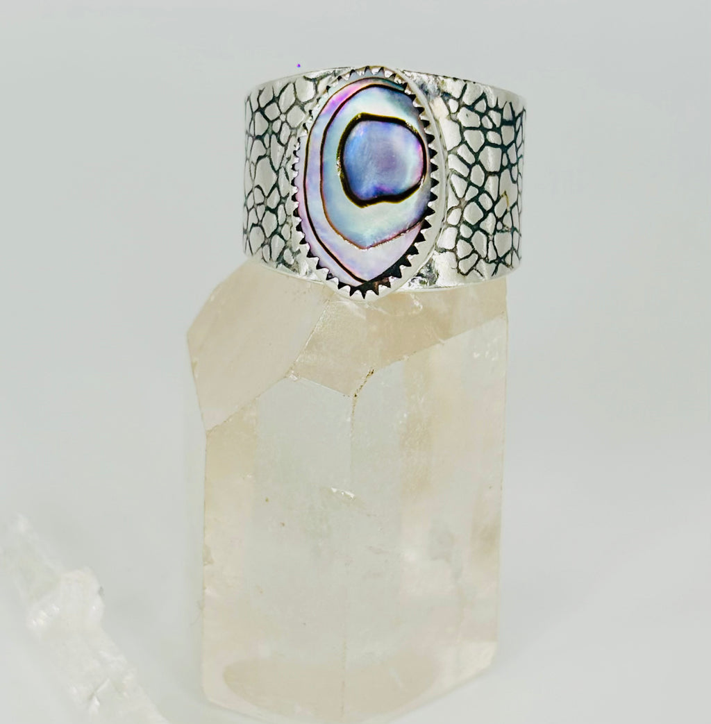 Anillo Artesanal Plata 950 con Ábalone Texturizado