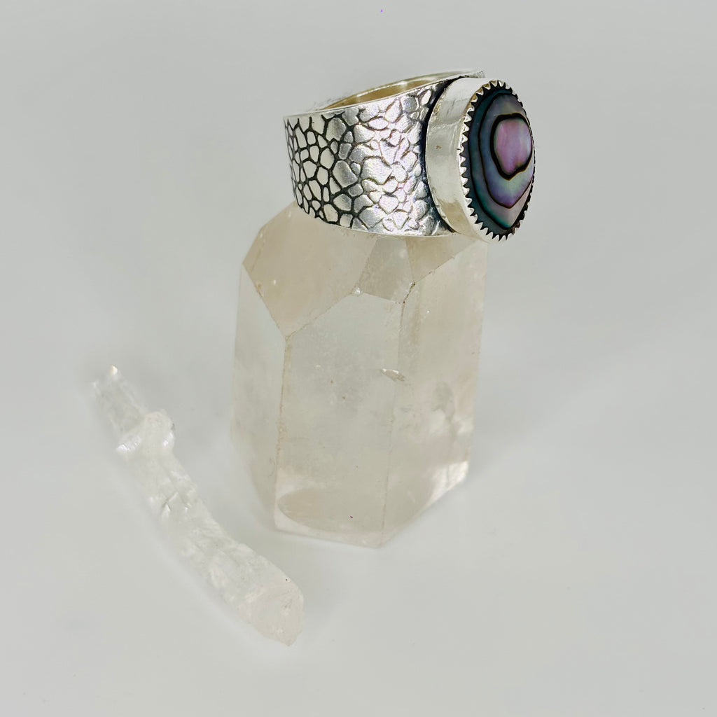 Anillo Artesanal Plata 950 con Ábalone Texturizado
