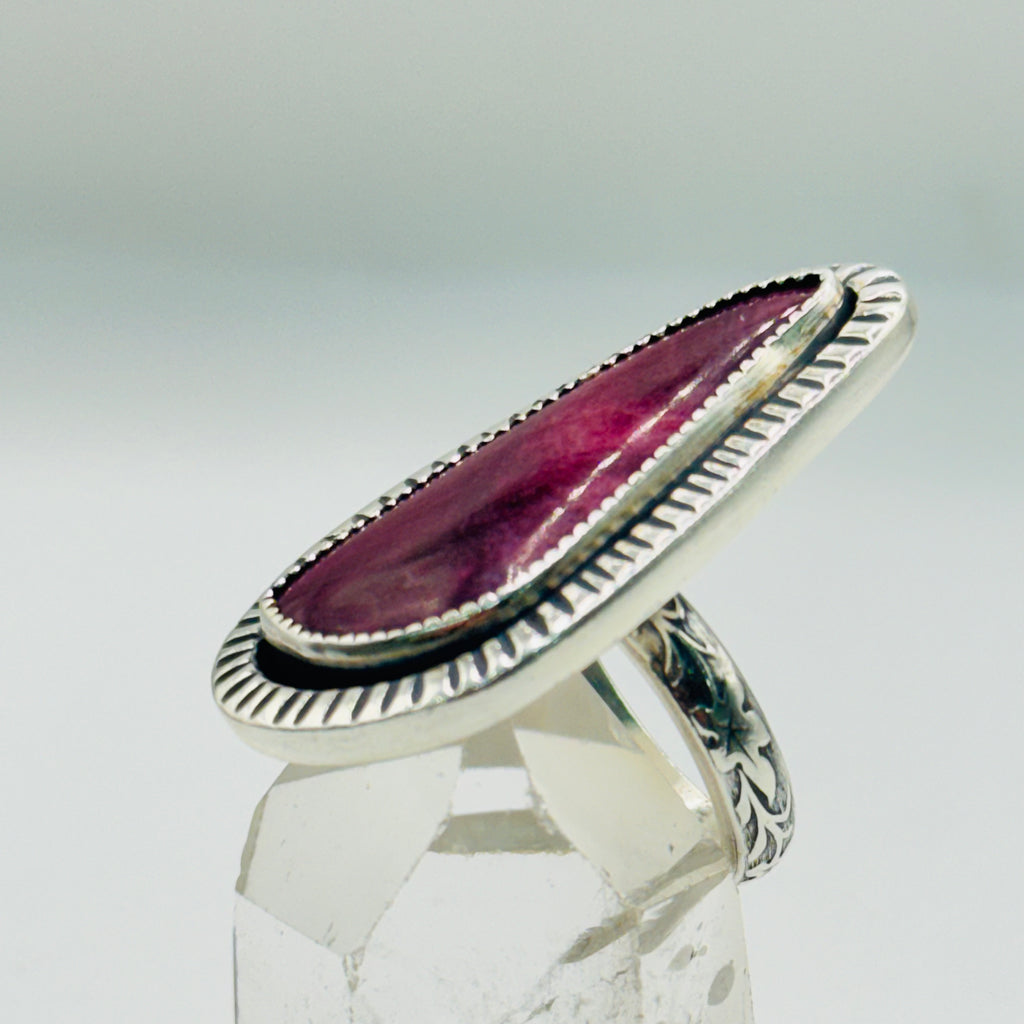 Anillo artesanal | Plata de ley 950 y espóndilo morado