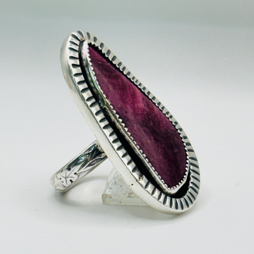 Anillo artesanal | Plata de ley 950 y espóndilo morado