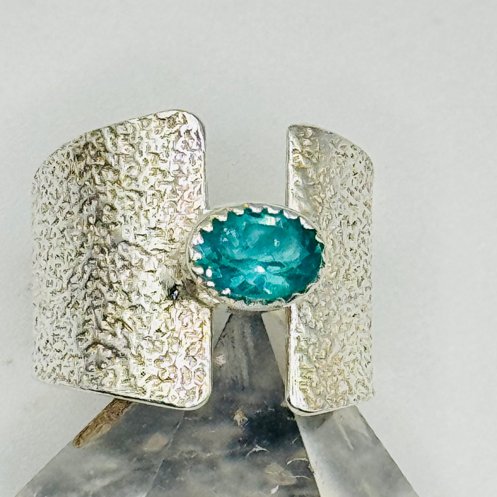 Anillo delicado de apatita | Plata de ley 950 hecha a mano