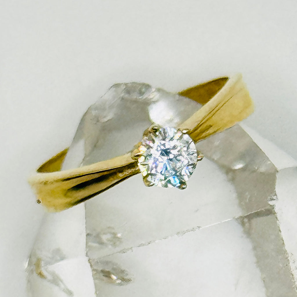 10K Gold Engagement Ring with Swarovski Crystals - Size 7 1/2
