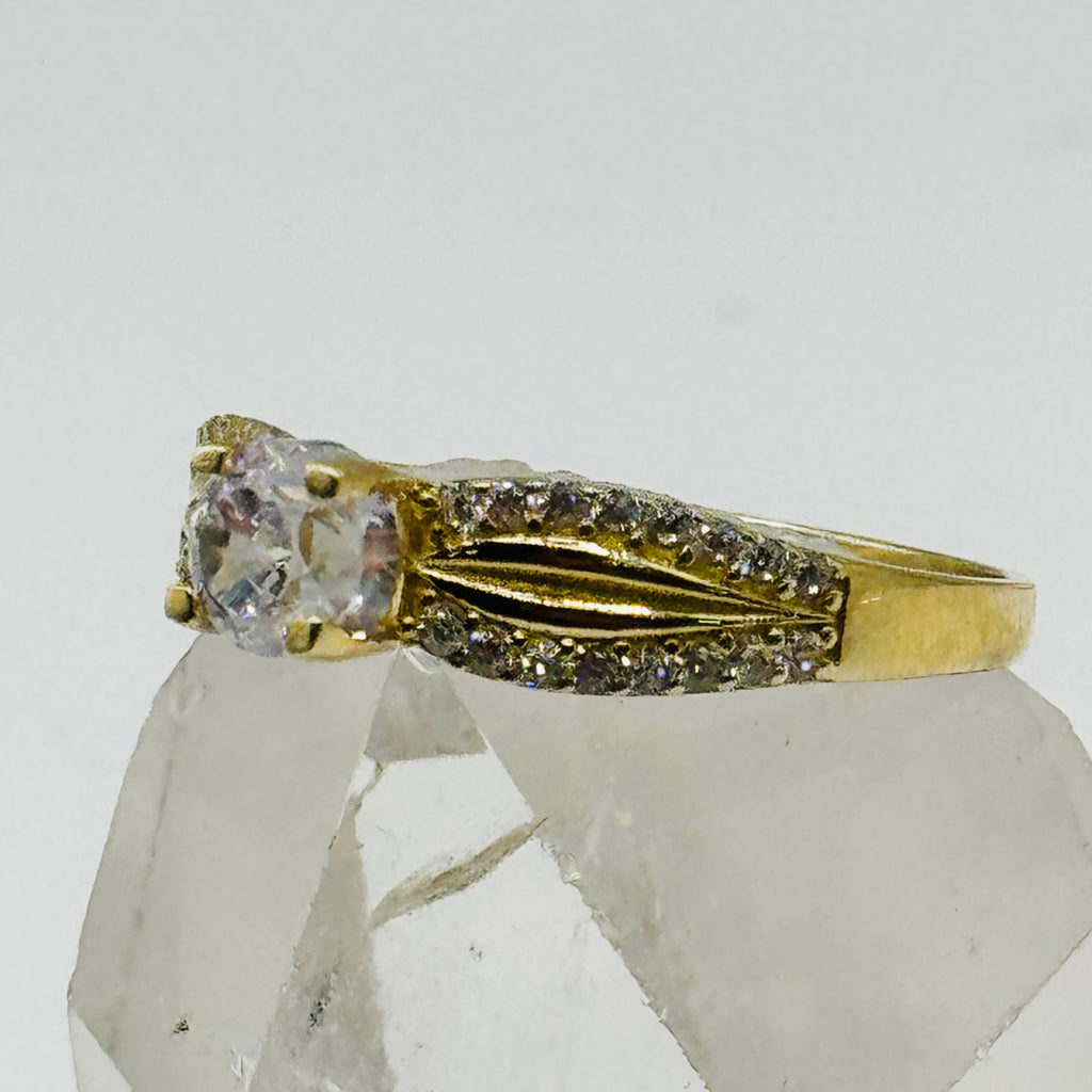 10K Gold  Ring with Swarovski Crystals - Size 9