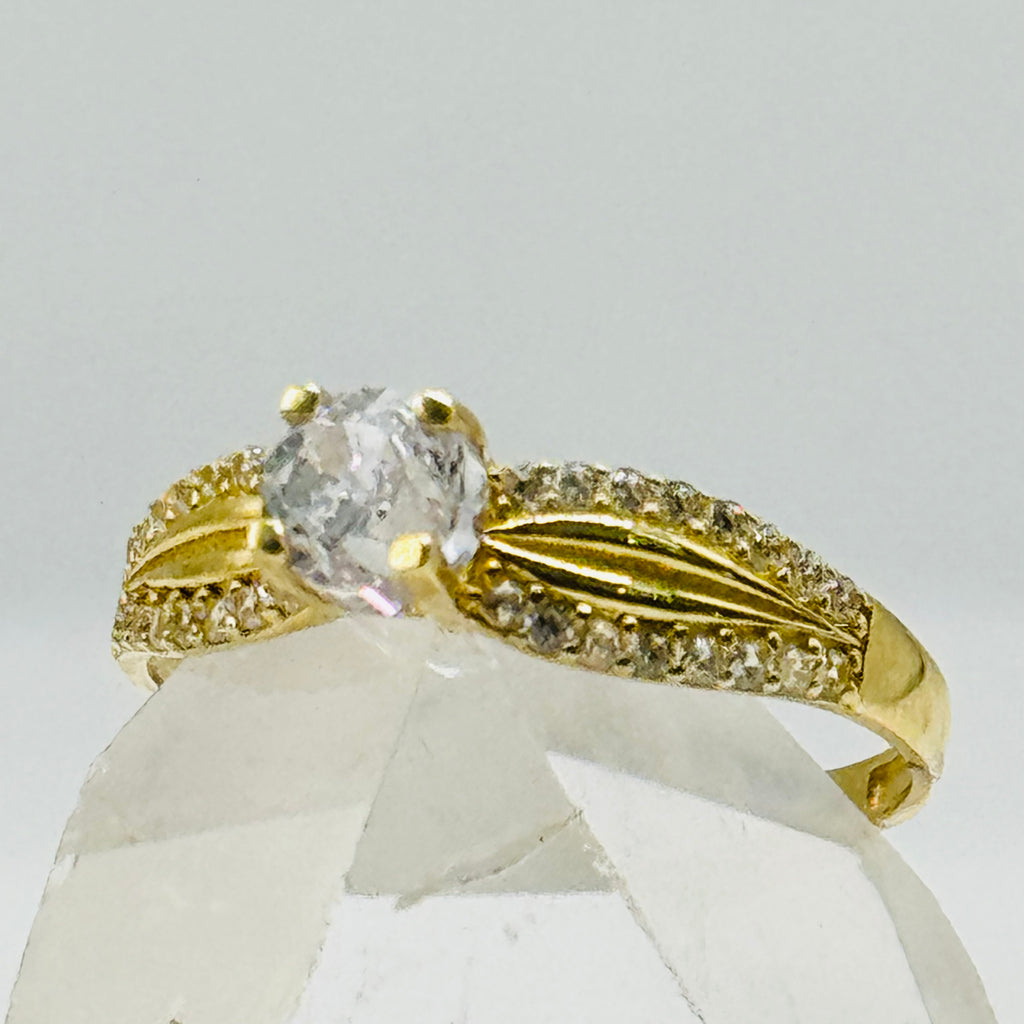 10K Gold  Ring with Swarovski Crystals - Size 9
