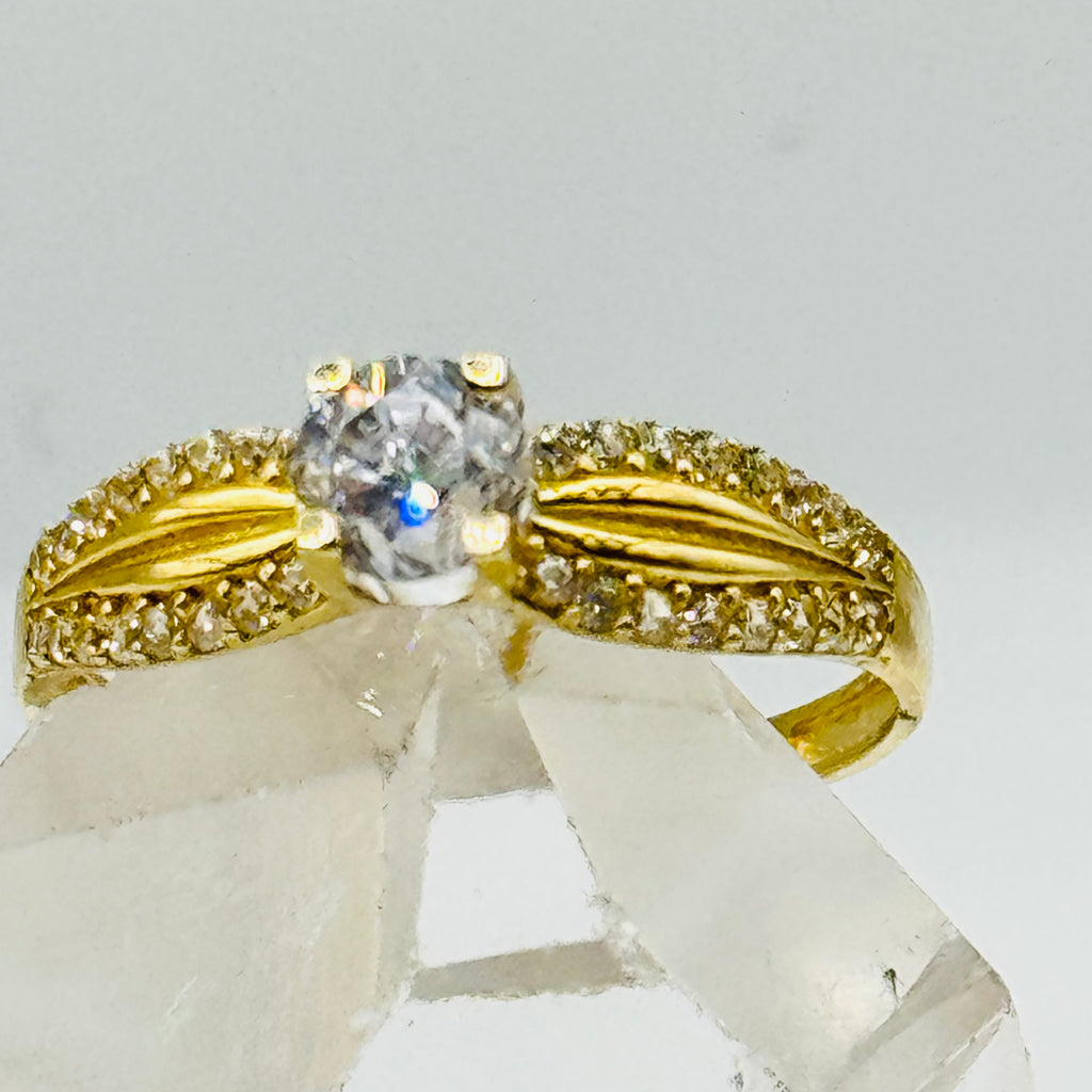 10K Gold  Ring with Swarovski Crystals - Size 9