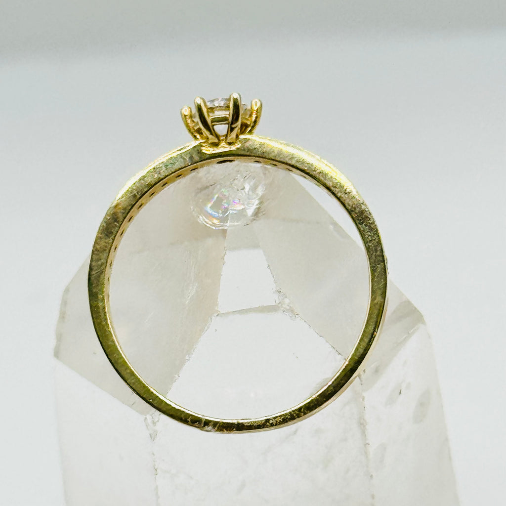 Classic 10K Gold Ring with Swarovski Crystals - Size 7