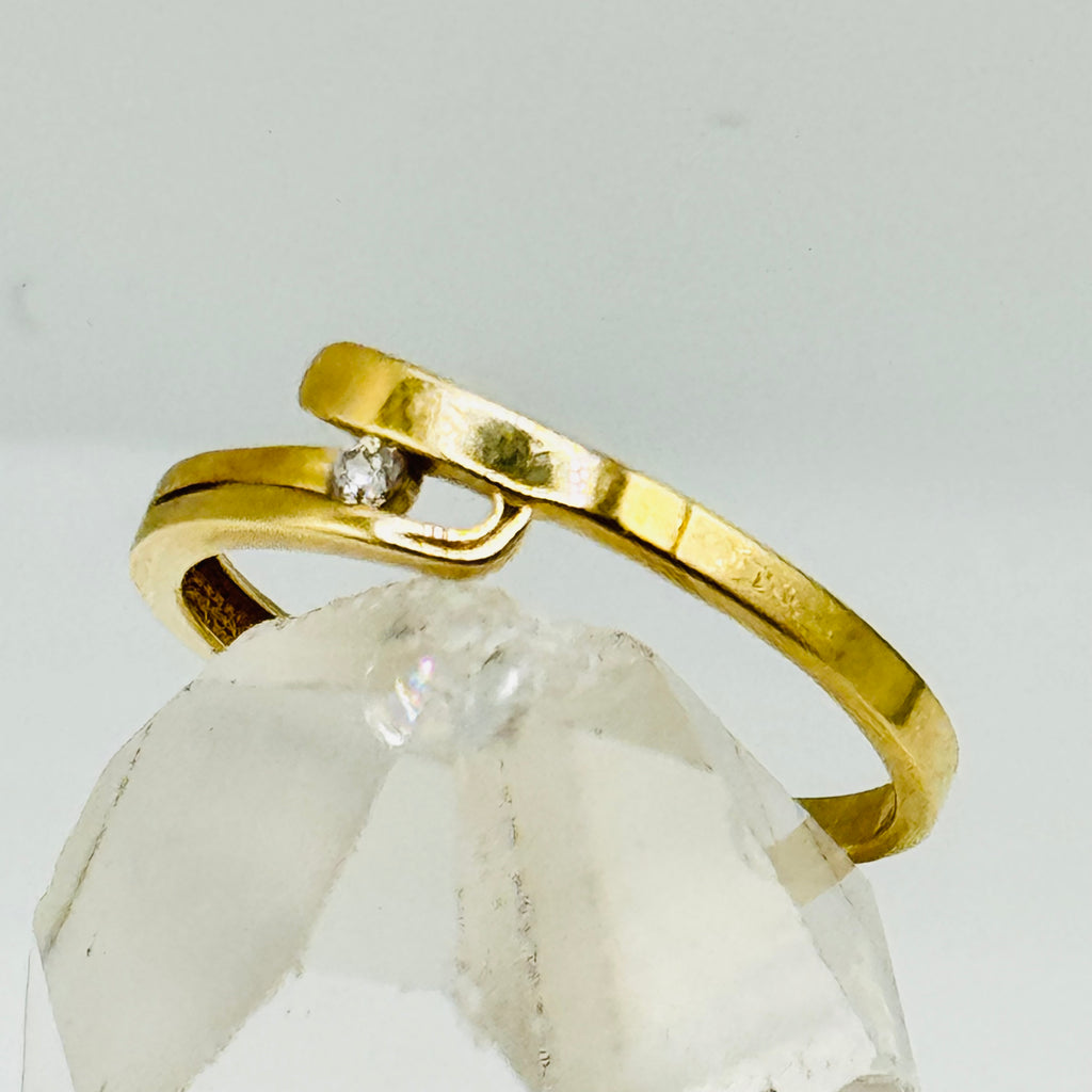 Delicate 10K Gold Ring with Swarovski Crystal - Size 9