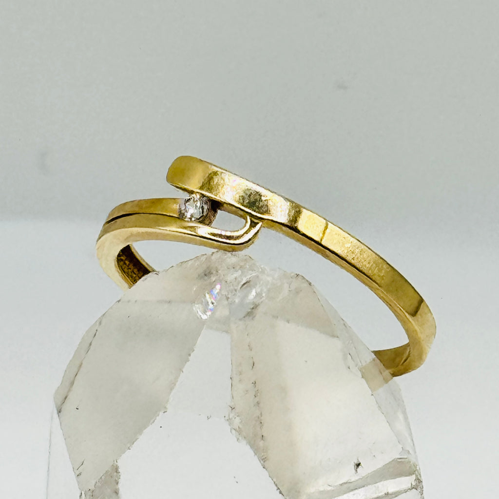 Delicate 10K Gold Ring with Swarovski Crystal - Size 9
