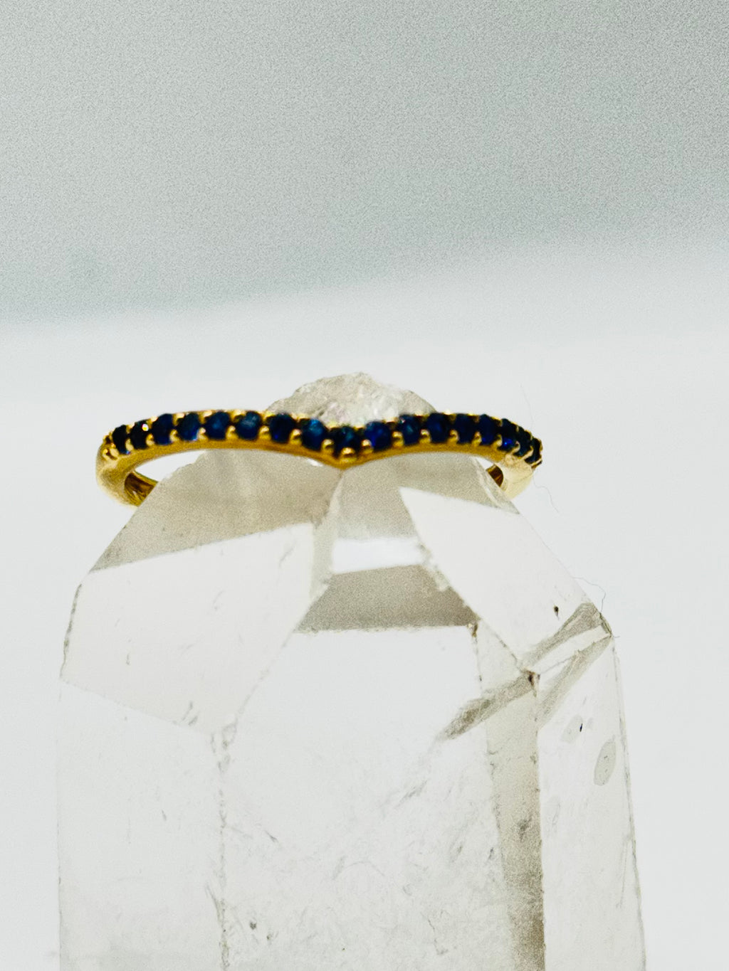 18K Gold Ring with Certified Sapphires