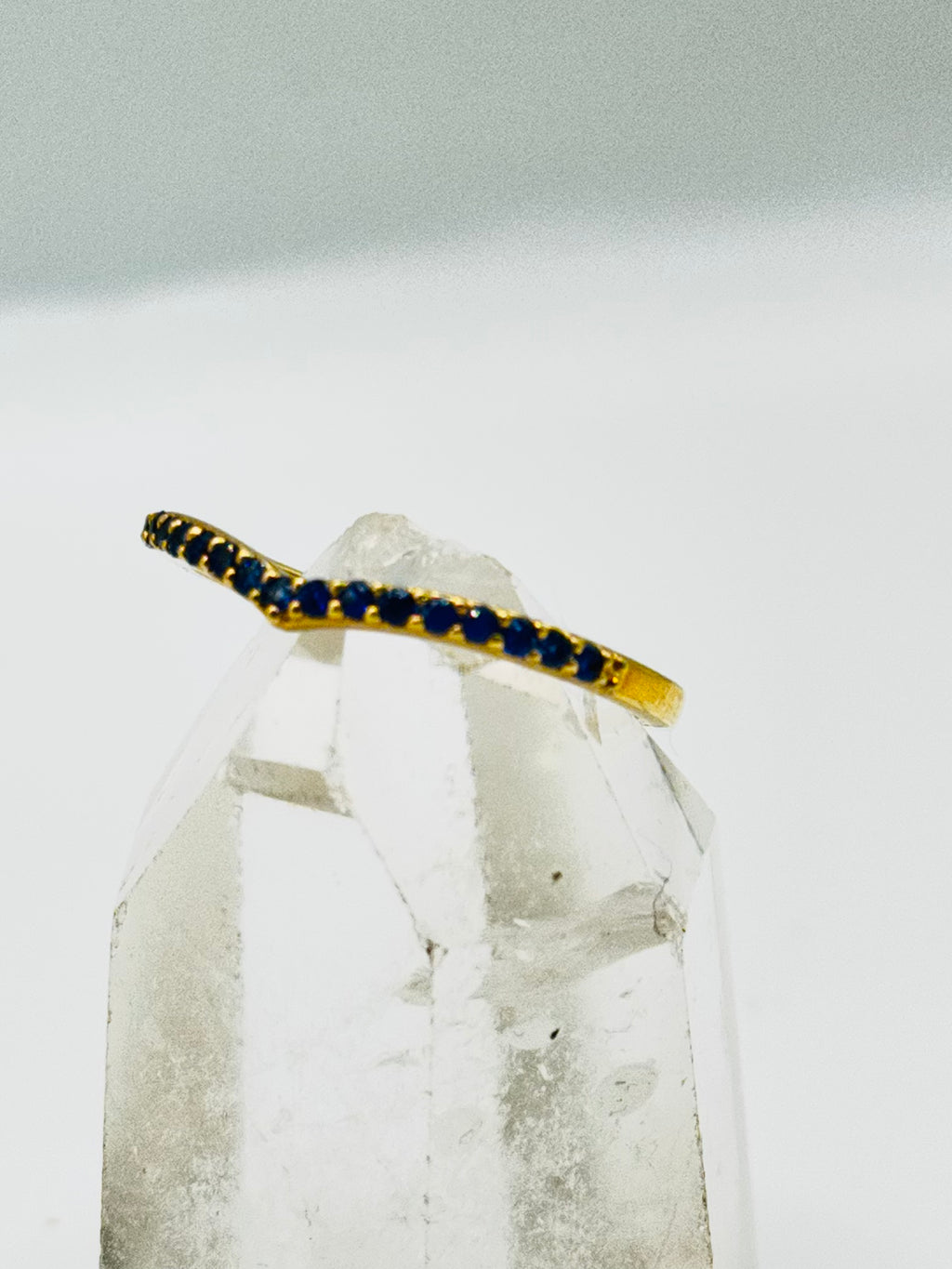 18K Gold Ring with Certified Sapphires