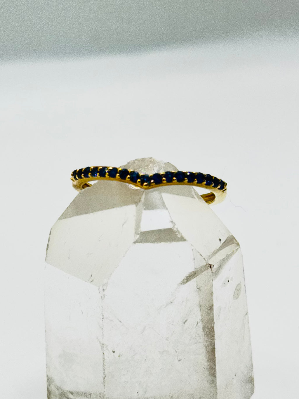 18K Gold Ring with Certified Sapphires
