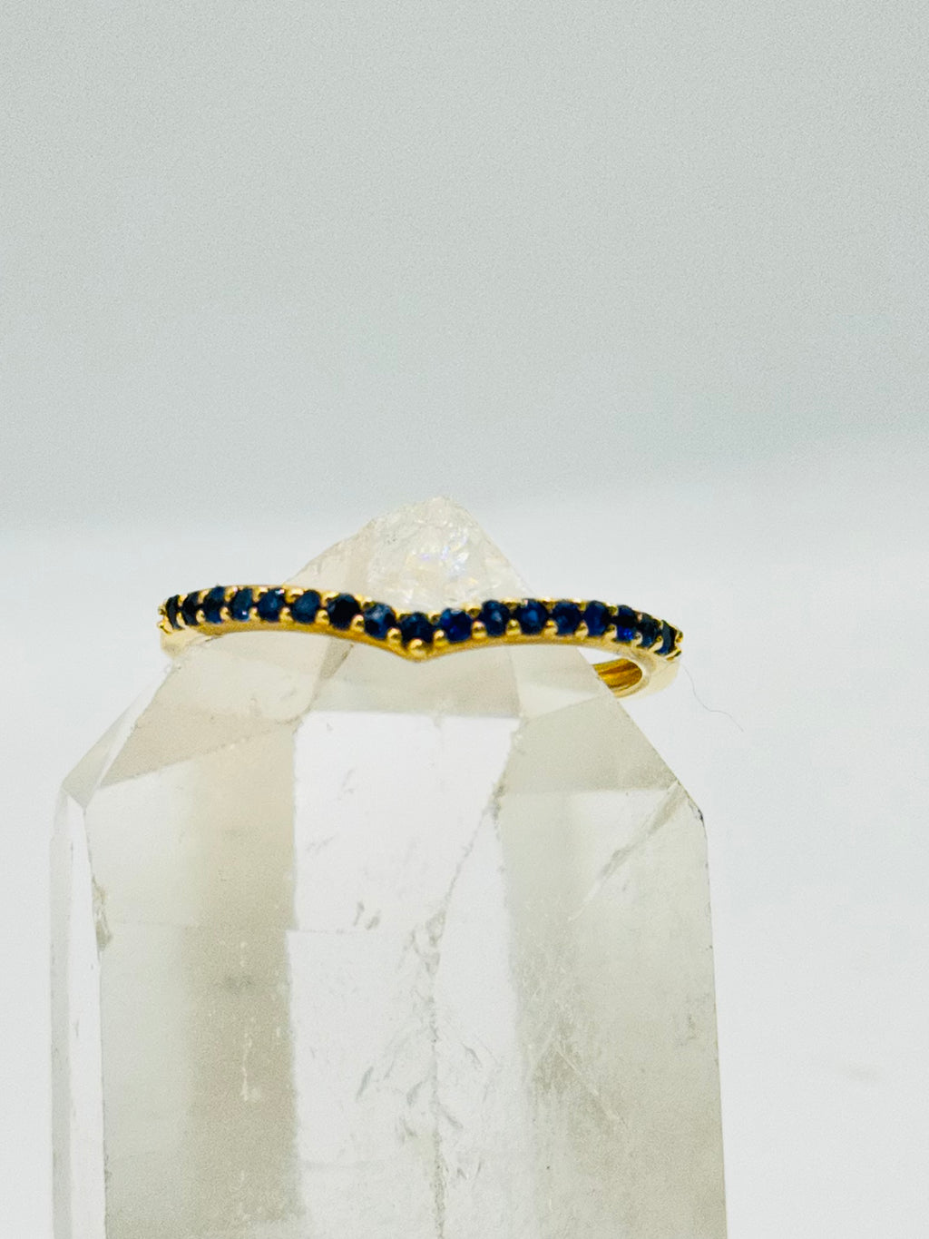 18K Gold Ring with Certified Sapphires