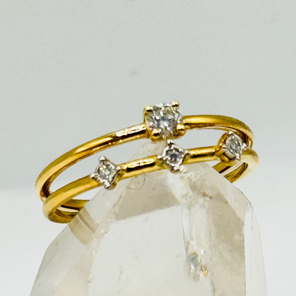 18K Gold Double Band Ring with 4 Diamonds
