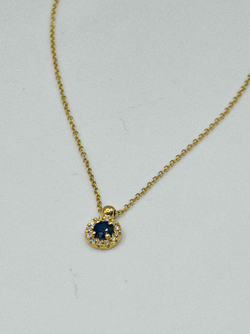 18K Gold Sapphire & Diamond Solitaire Necklace