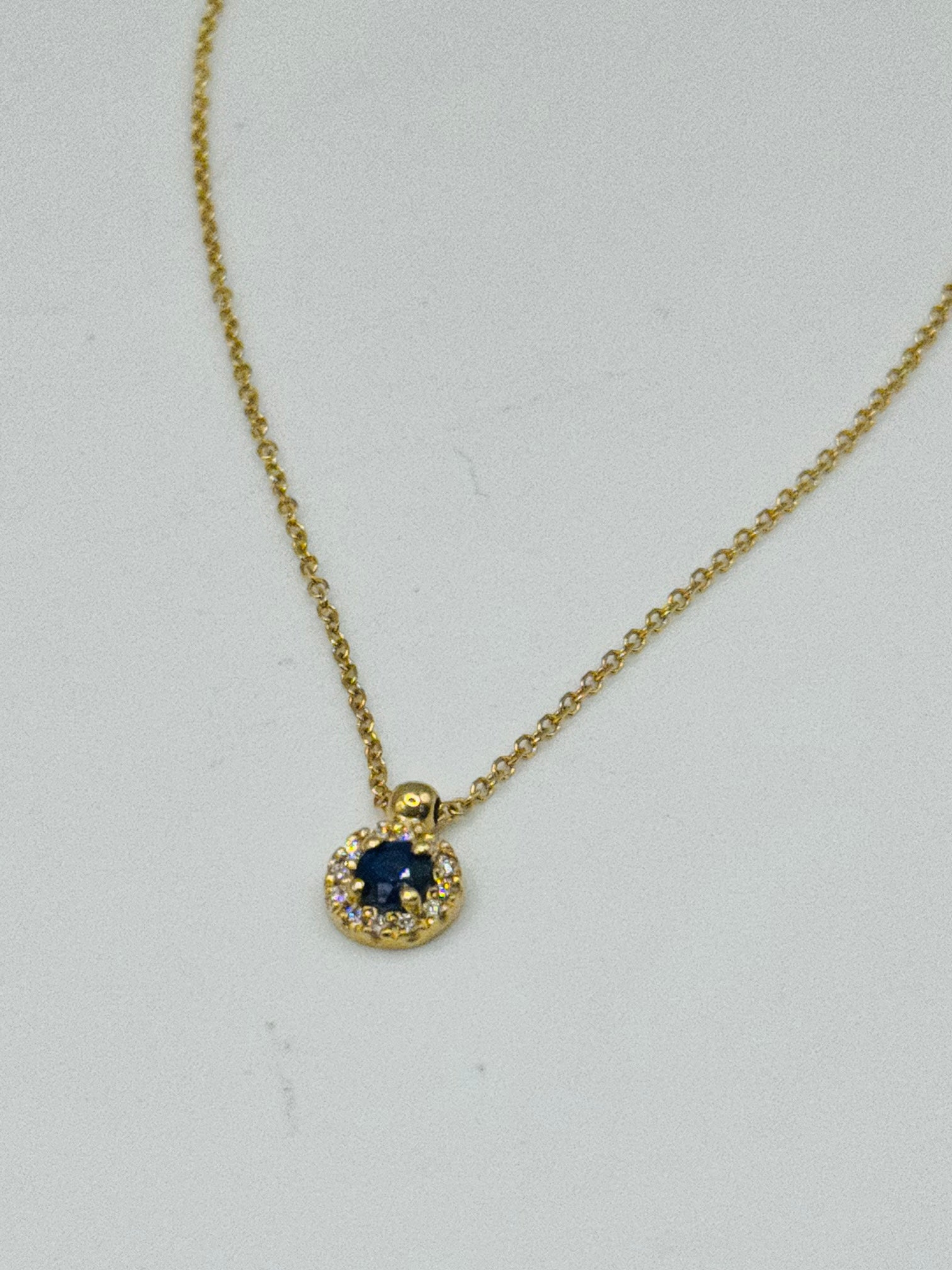 18K Gold Sapphire & Diamond Solitaire Necklace