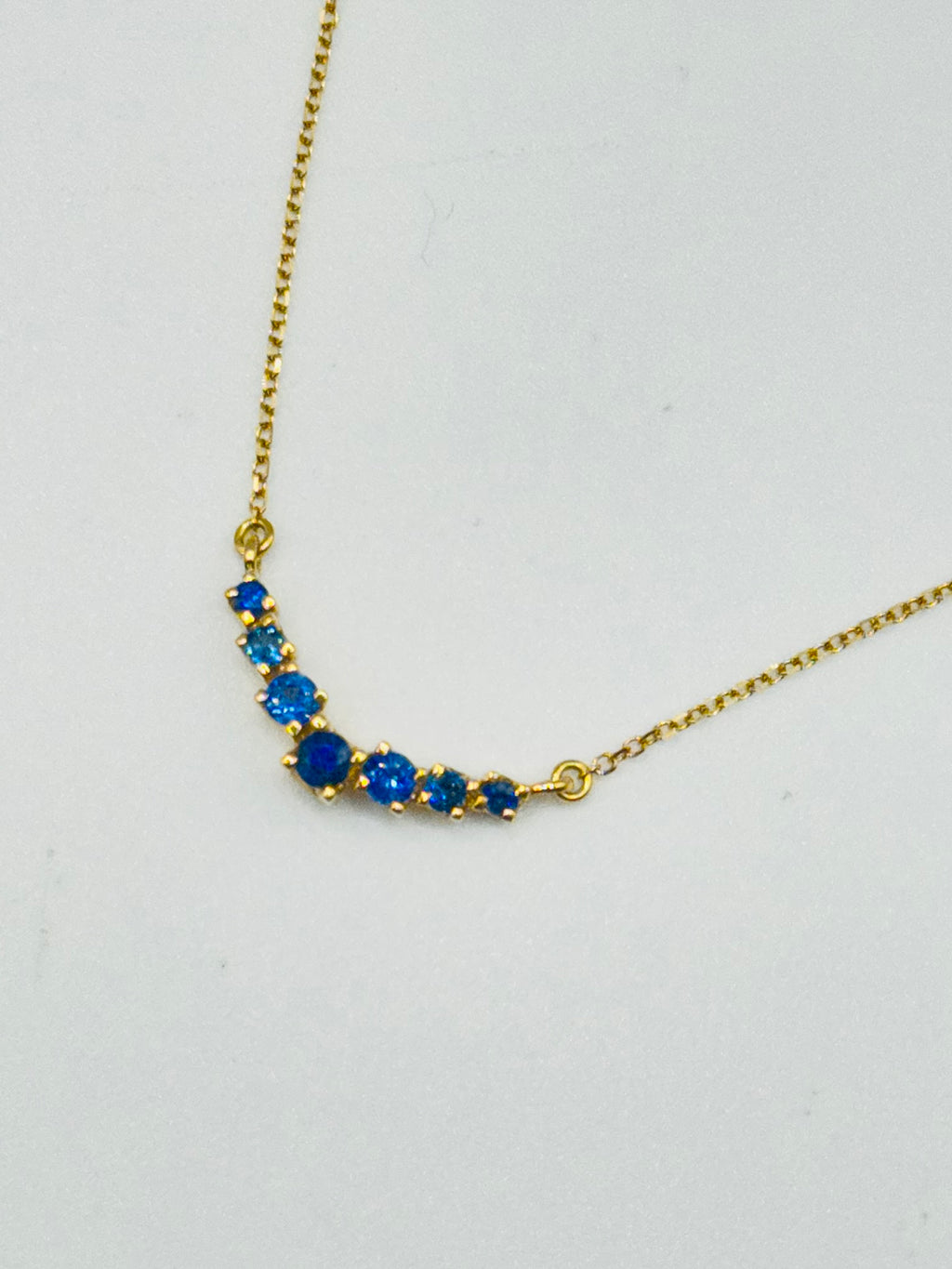18K Gold Certified Sapphire Necklace