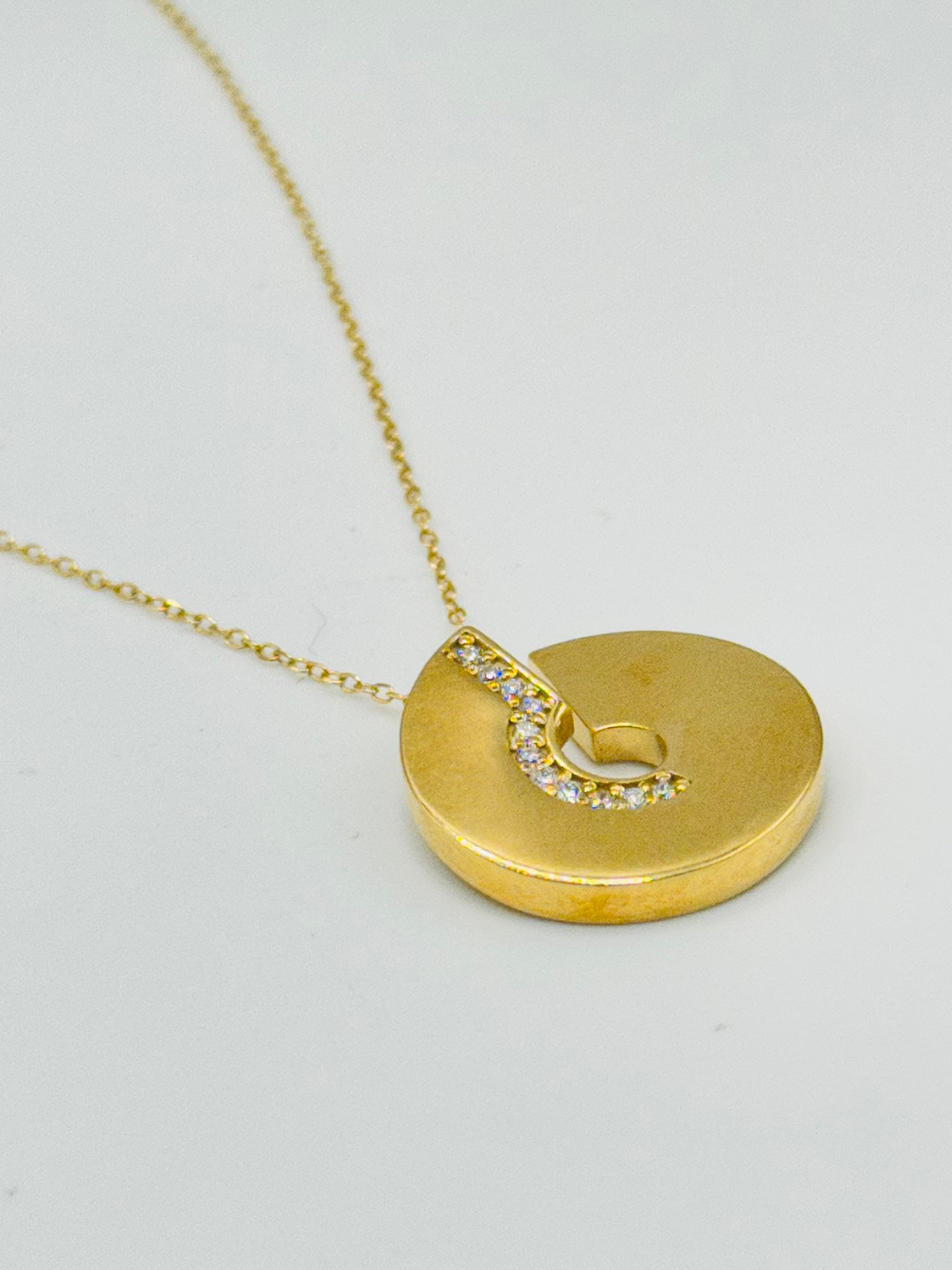 Delicate Diamond Necklace | 18K Gold & Certified Natural Diamonds