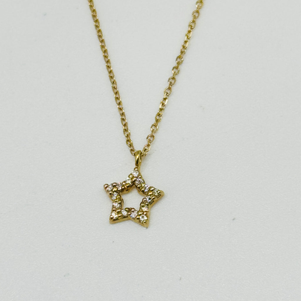 Delicate 18K Gold Star Necklace with Certified Diamonds