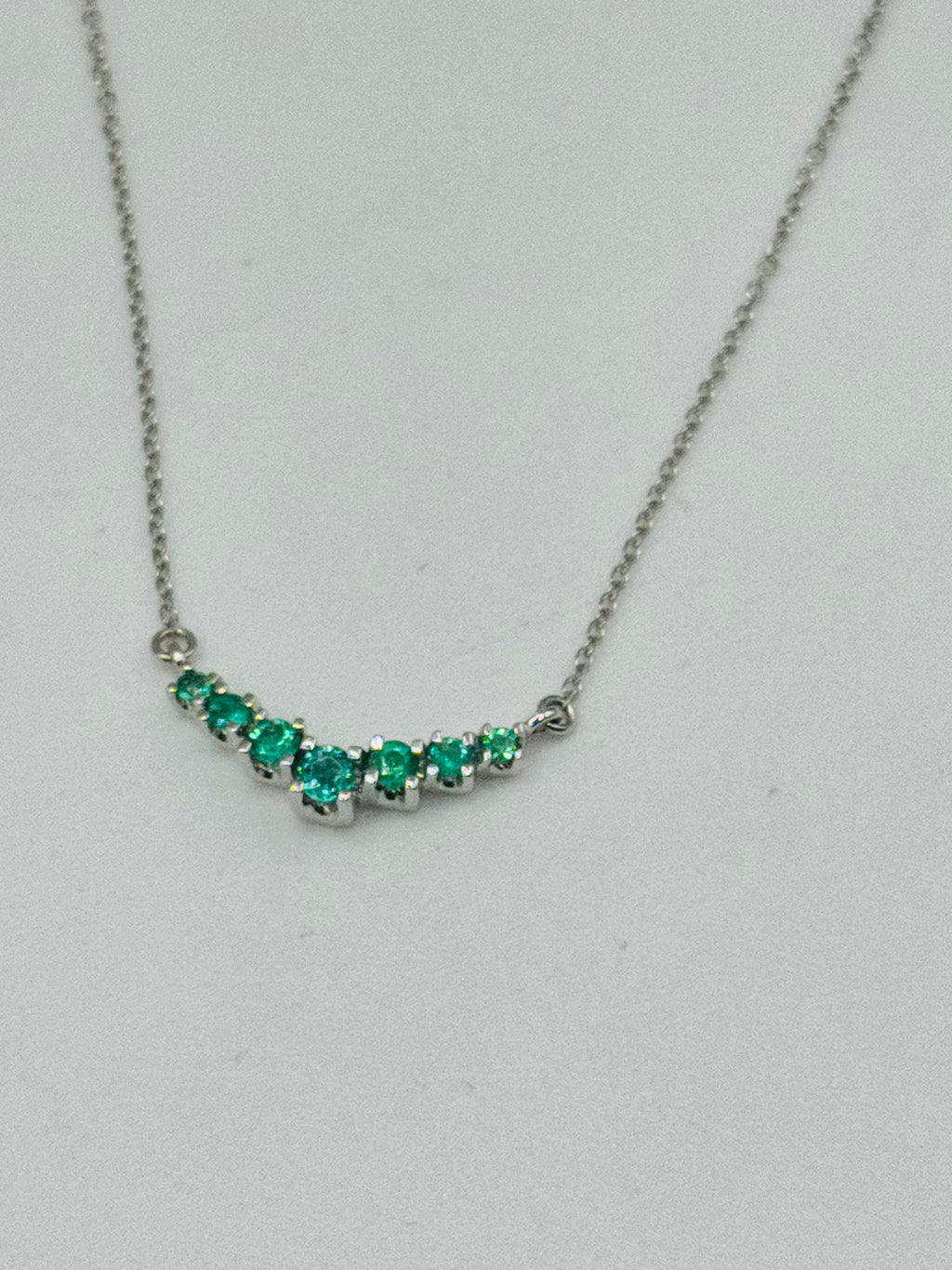18K White Gold Necklace with Certified Emeralds