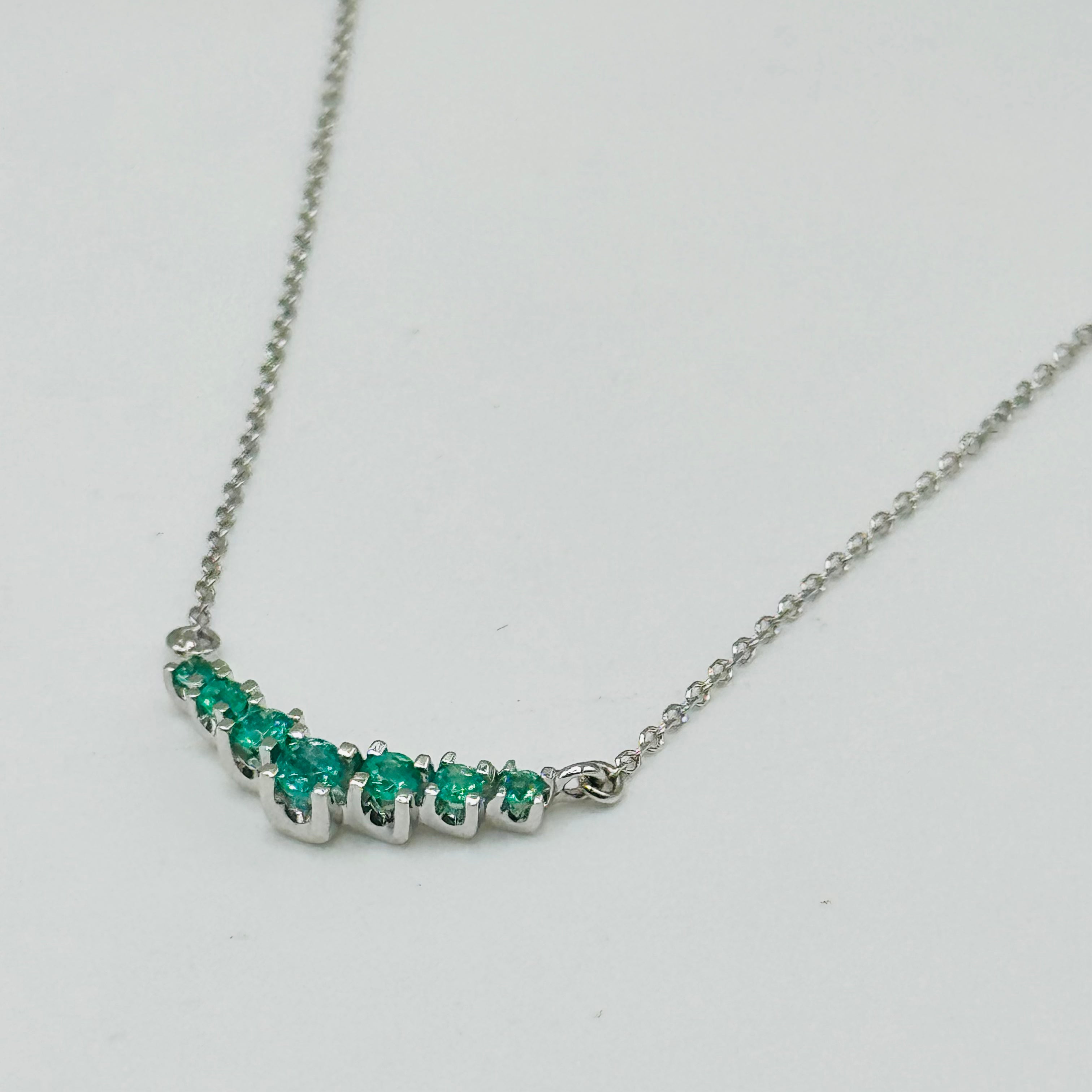 18K White Gold Necklace with Certified Emeralds