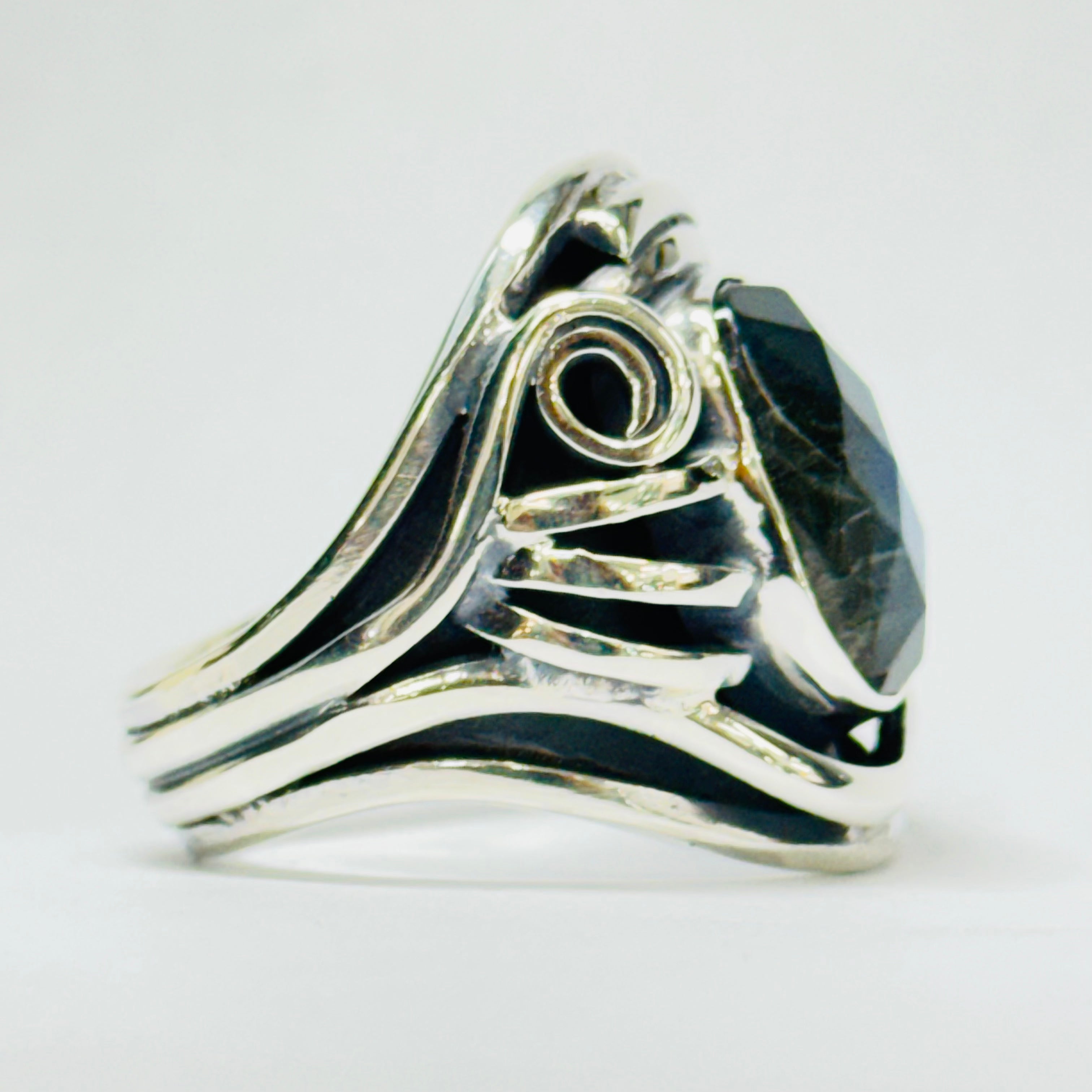 Native Design Faceted Labradorite Sterling Silver 950 Ring