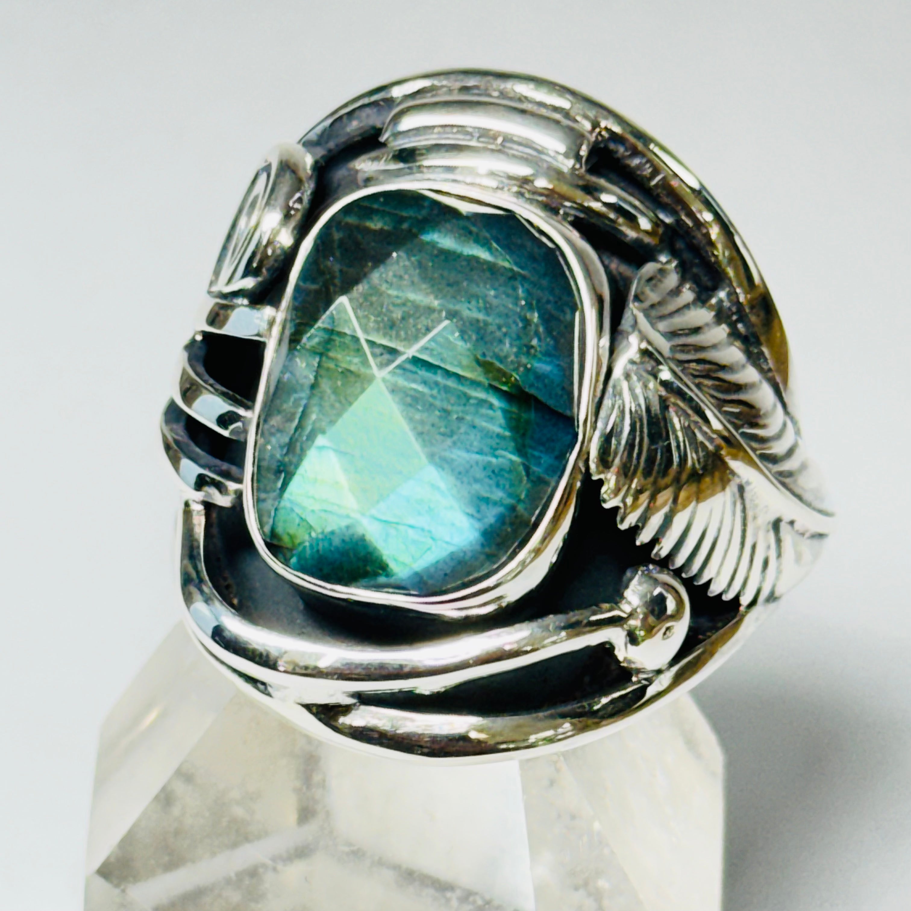 Native Design Faceted Labradorite Sterling Silver 950 Ring