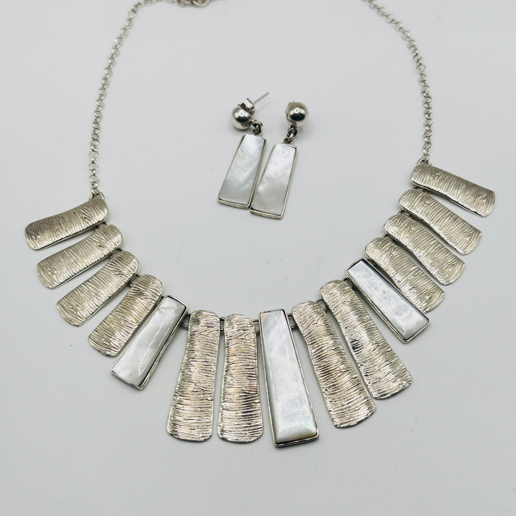 Handmade 950 Sterling Silver and Mother-of-Pearl Necklace Set